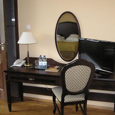 Hotel Zamek Krolewski W Rydzynie ريدزينا المظهر الخارجي الصورة