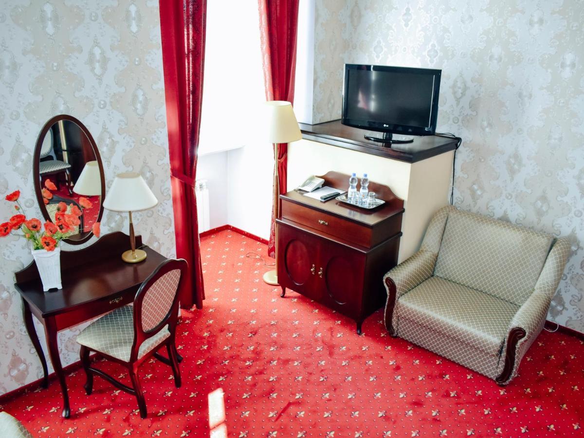 Hotel Zamek Krolewski W Rydzynie ريدزينا المظهر الخارجي الصورة