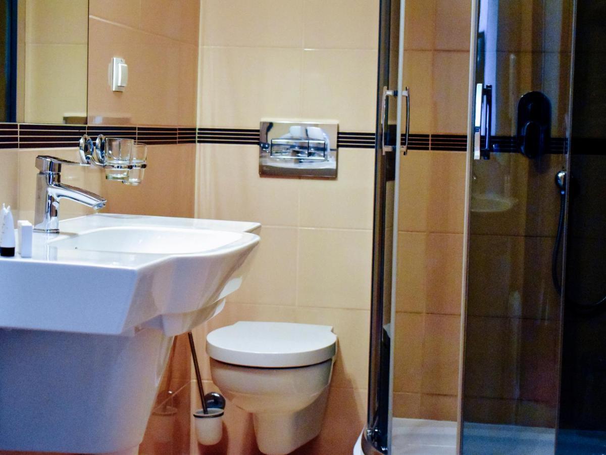 Hotel Zamek Krolewski W Rydzynie ريدزينا المظهر الخارجي الصورة