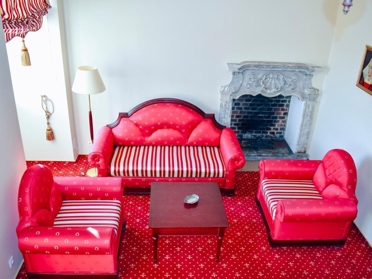 Hotel Zamek Krolewski W Rydzynie ريدزينا المظهر الخارجي الصورة