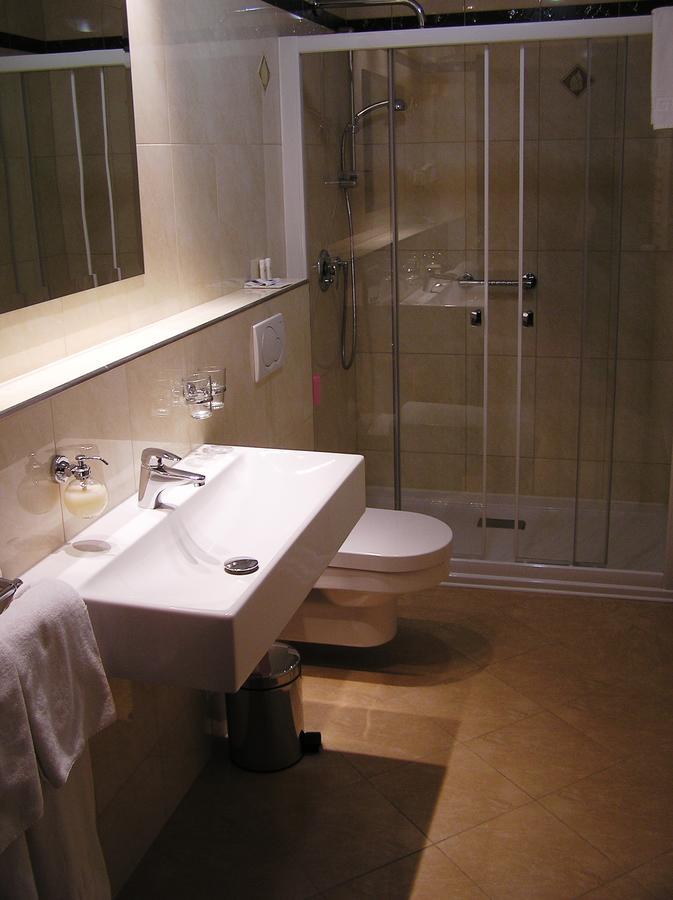 Hotel Zamek Krolewski W Rydzynie ريدزينا المظهر الخارجي الصورة